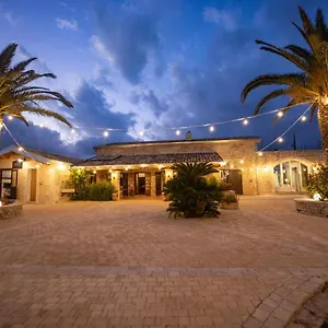https://casale-della-contea-modica.sicilyhotelsitaly.net